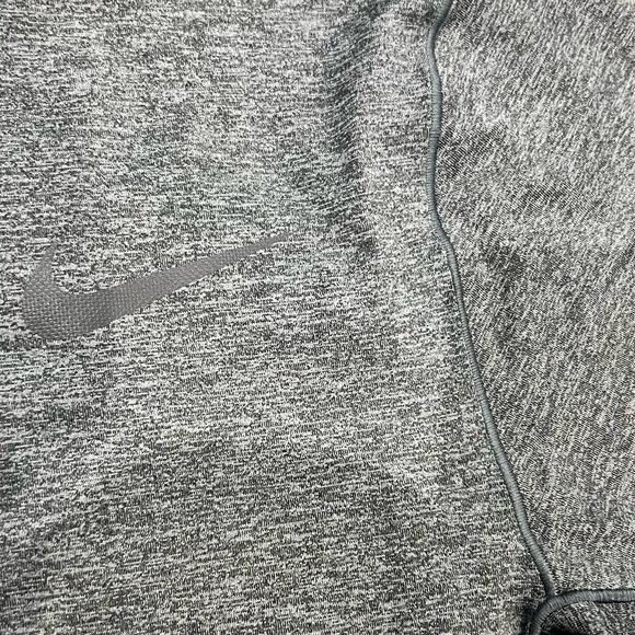 Nike tee shirt running or training superior quality - Picture 4 of 6